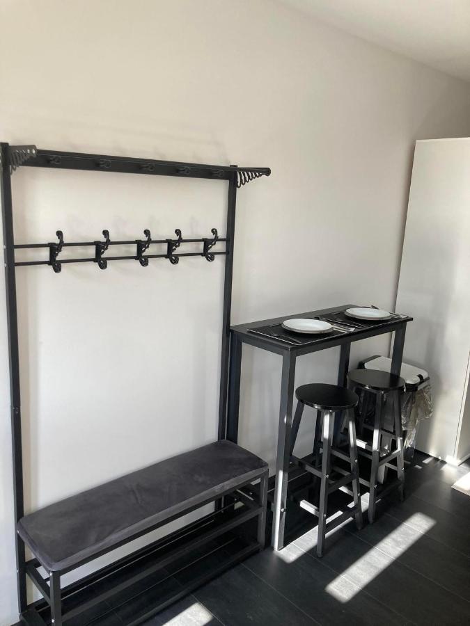 Aparthotel Arany Apartman à Cegléd Extérieur photo