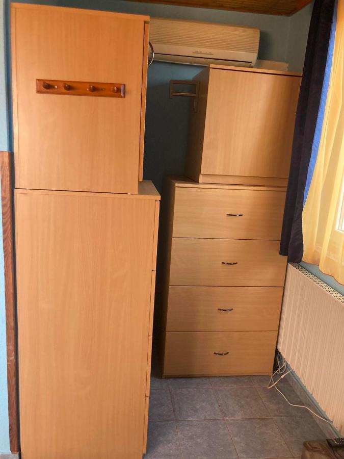 Aparthotel Arany Apartman à Cegléd Extérieur photo